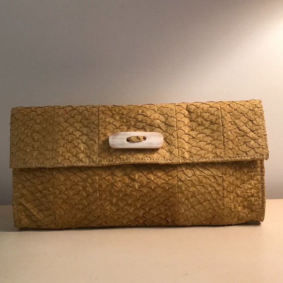 SNAKESKIN EMBOSSED LEATHER CLUTCH NWOT - Picture 1 of 6